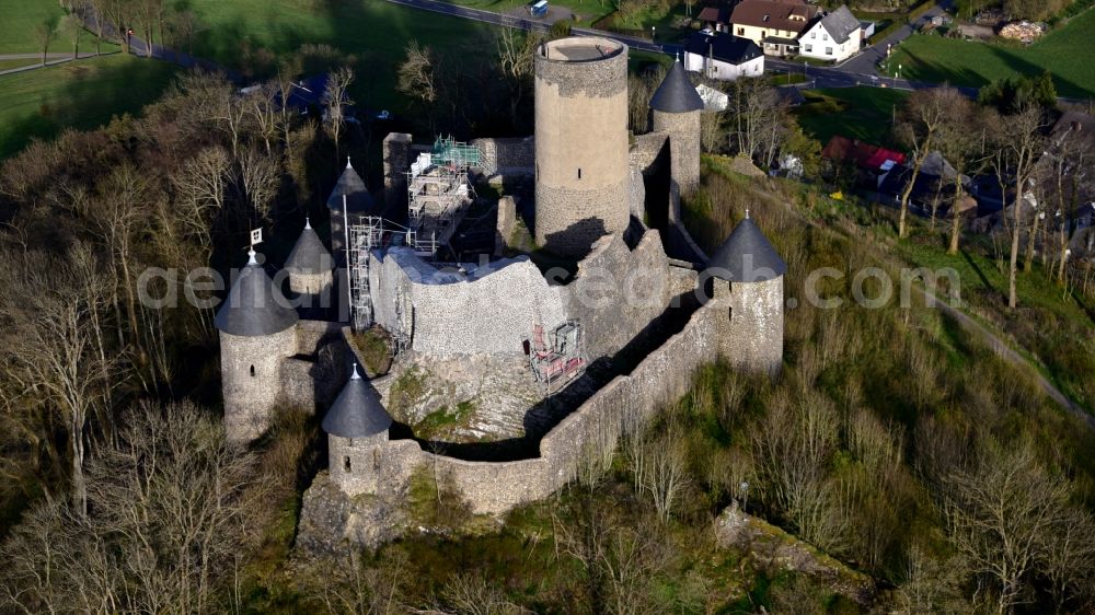 Nürburg from the bird's eye view: Castle of the fortress Nuerburg in Nuerburg in the state Rhineland-Palatinate, Germany
