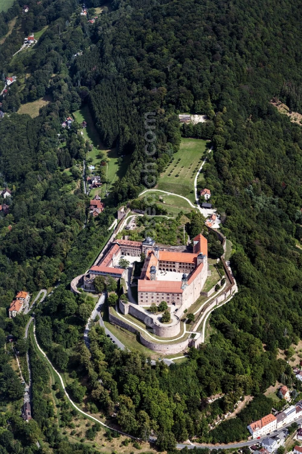 Aerial image Kulmbach - Castle of the fortress Plassenburg on Festungsberg in Kulmbach in the state Bavaria, Germany