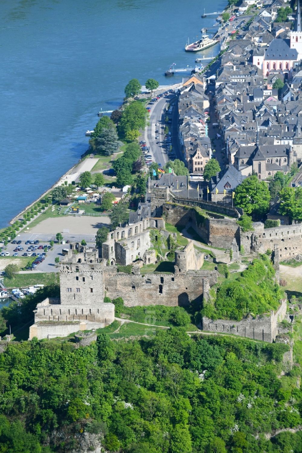 Aerial photograph Sankt Goar - Castle of the fortress Rheinfels on Schlossberg in Sankt Goar in the state Rhineland-Palatinate, Germany