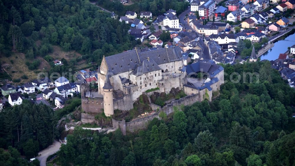 Vianden from the bird's eye view: Castle Vianden in Vianden in Diekirch, Luxembourg