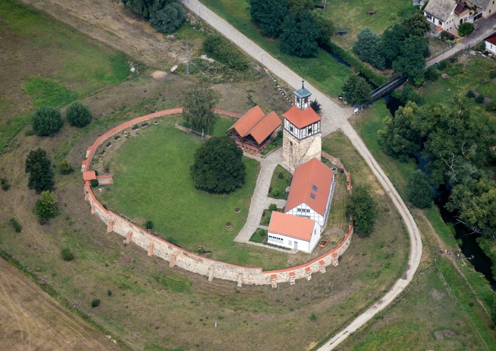 Aerial photograph Walternienburg - Castle of the fortress Wasserburg Walternienburg in Walternienburg in the state Saxony-Anhalt, Germany