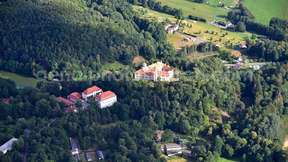Aerial photograph Chotyne - Castle of Schloss Grabstejn Grabstejn ( Grabenstein ) in Chotyne in Liberecky kraj, Czech Republic
