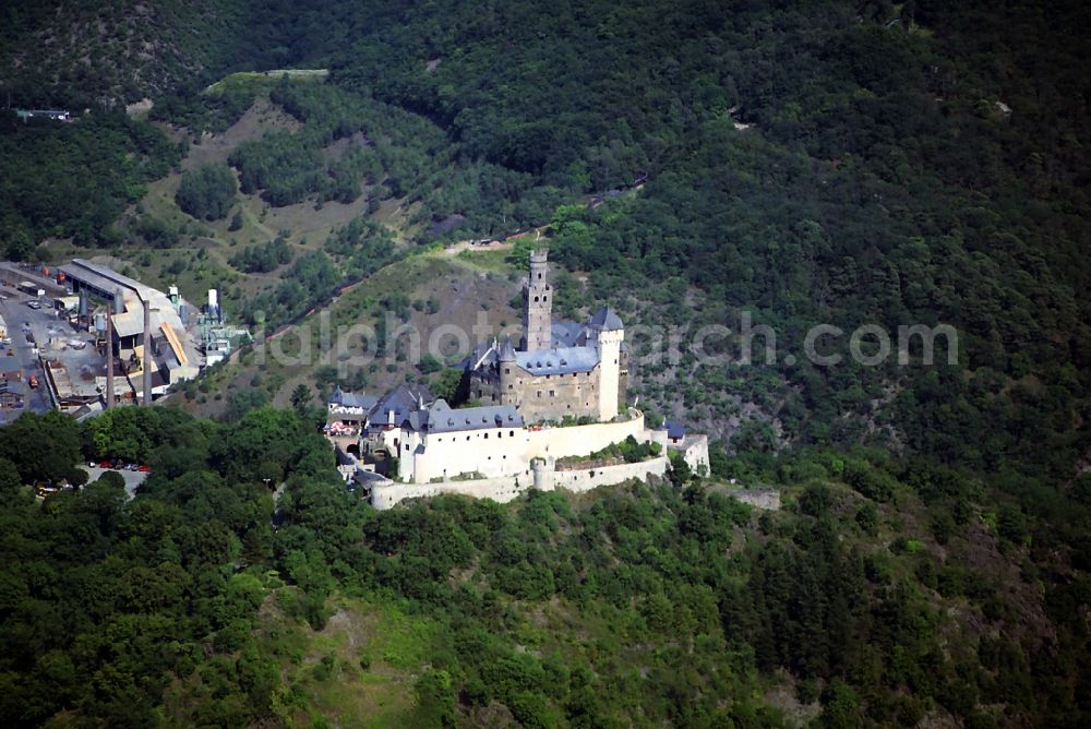 Aerial photograph Braubach - Castle of Mark Burg near Braubach in Rhineland-Palatinate. Today the owner of the castle is the Deutsche Burgenvereinigung (DBV)
