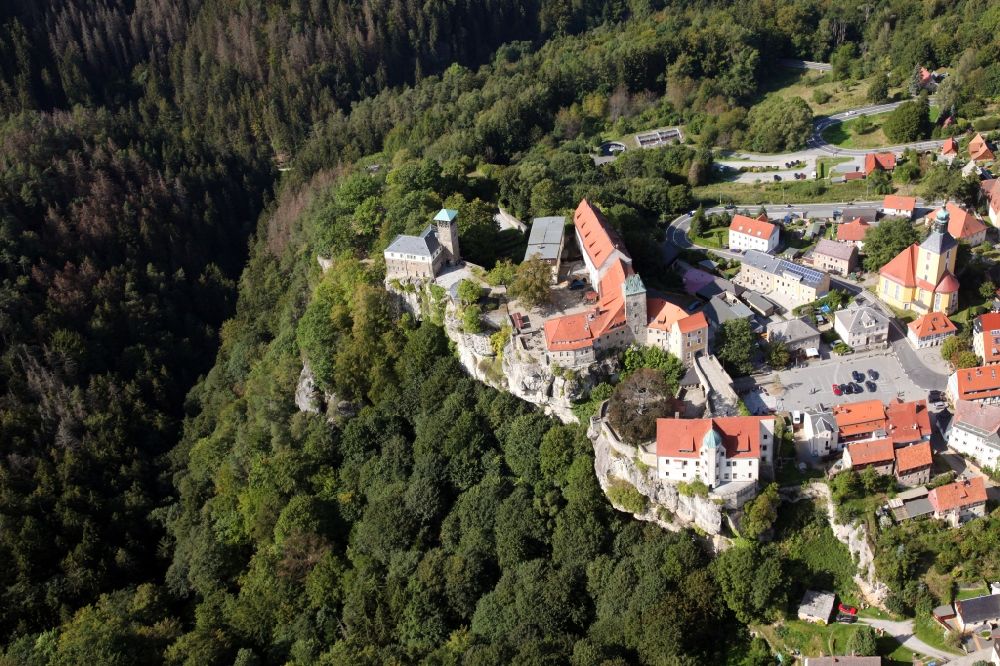 Hohnstein from the bird's eye view: Castle of Hohnstein castle in Hohnstein in the state Saxony, Germany