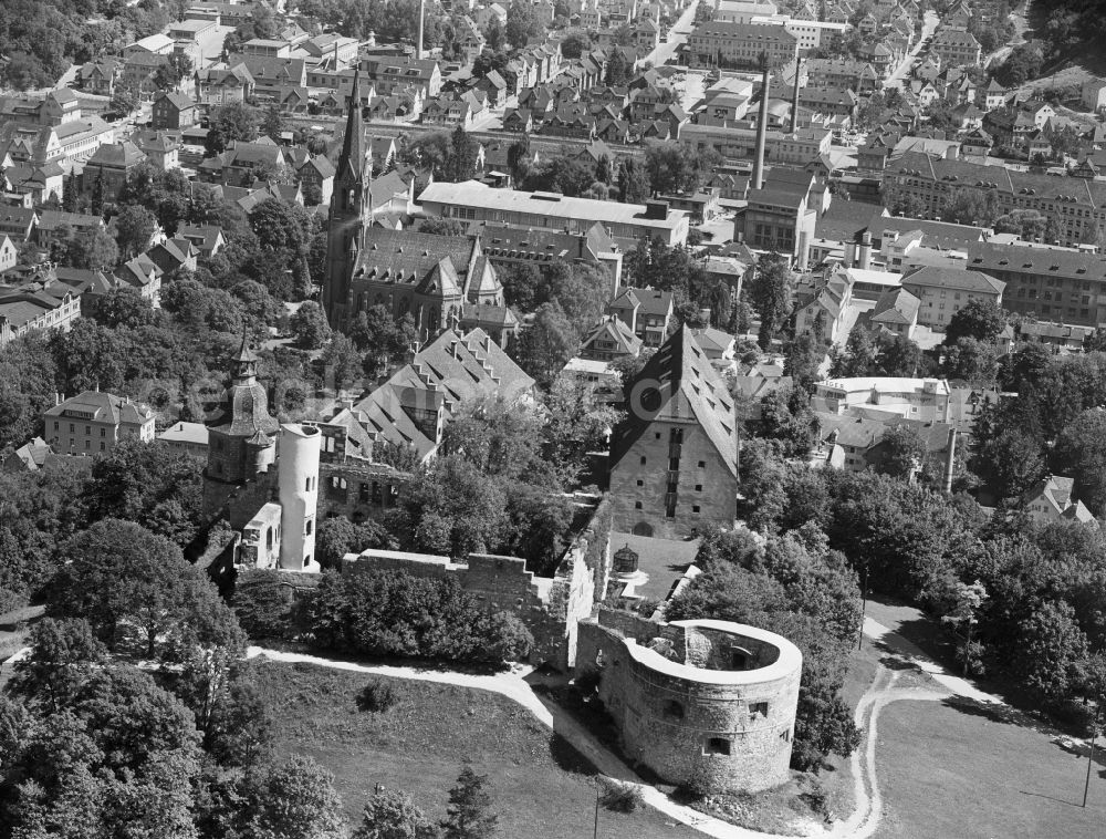 Aerial photograph Heidenheim an der Brenz - Castle of Schloss Hellenstein in Heidenheim an der Brenz in the state Baden-Wuerttemberg, Germany