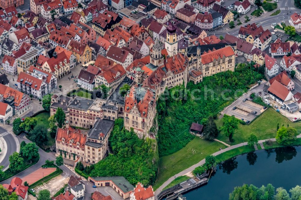 Sigmaringen from the bird's eye view: Castle of Sigmaringen between Danube and old town of Sigmaringen in the state Baden-Wurttemberg, Germany