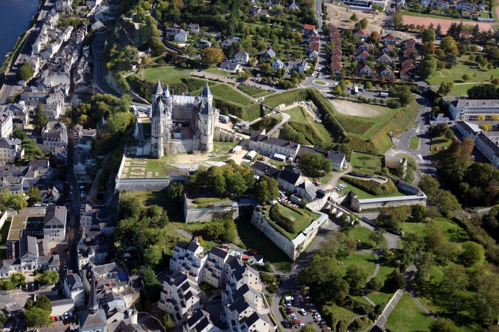Aerial photograph Saumur - Castle of Chateau Saumur in Saumur in Pays de la Loire, France. The castle is surrounded by bastions