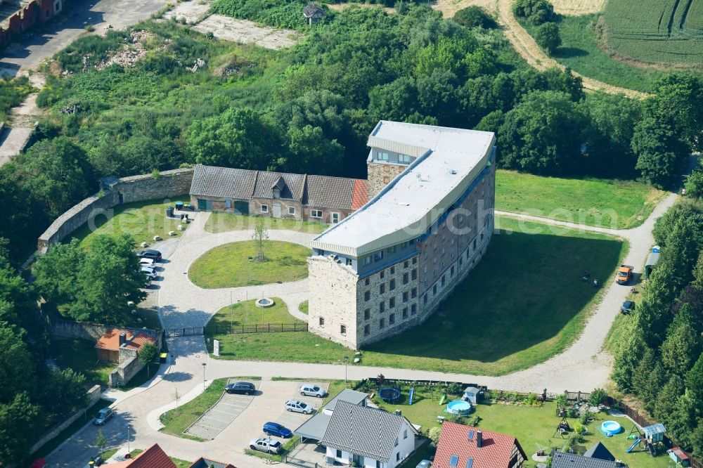 Aerial image Oschersleben (Bode) - Castle of Schloss on Fillergraben in Oschersleben (Bode) in the state Saxony-Anhalt