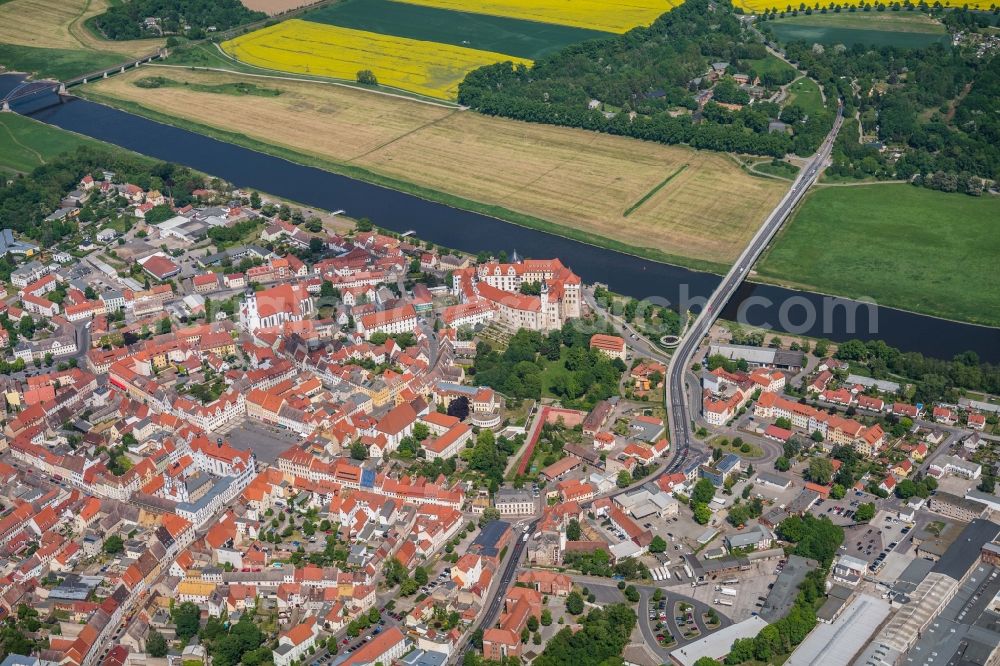 Torgau from the bird's eye view: Castle of the fortress Schloss und Schlosskirche Hartenfels in Torgau in the state Saxony