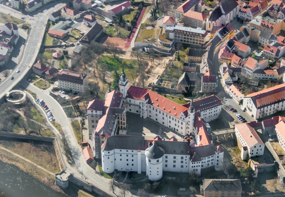 Aerial image Torgau - Castle of the fortress Schloss und Schlosskirche Hartenfels in Torgau in the state Saxony