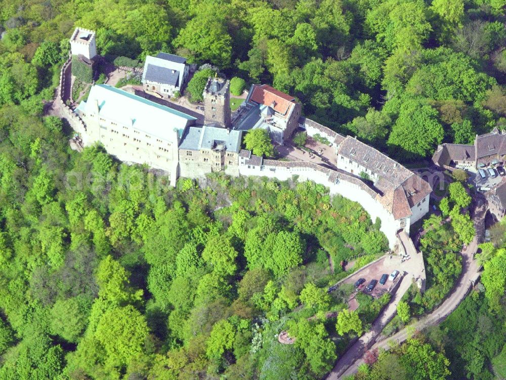 Aerial photograph Eisenach - Castle of the fortress Wartburg-Stiftung Eisenach in Eisenach in the Thuringian Forest in the state Thuringia, Germany