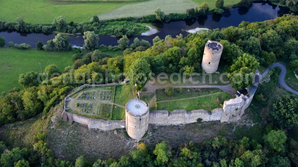 Hennef (Sieg) from above - Castle ruin Blankenberg with castle garden in Hennef (Sieg) in the state North Rhine-Westphalia, Germany