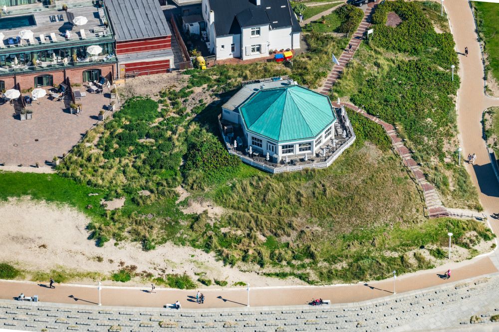 Norderney from the bird's eye view: Cafe on the west beach Marienhoehe in Norderney in the state Lower Saxony, Germany
