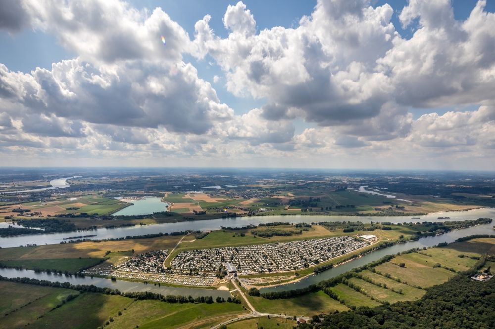 Aerial image Wesel - Camping with caravans and tents on Rhone river in Wesel in the state North Rhine-Westphalia, Germany