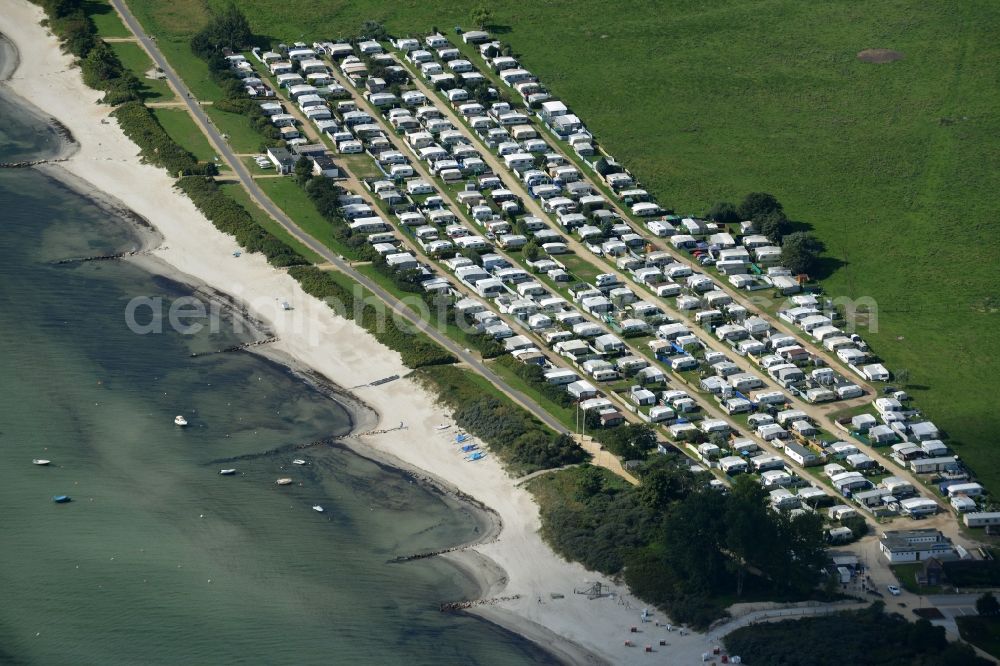 Aerial image Neustadt in Holstein - Camp site An der Duene with caravans and tents in Neustadt in Holstein in the state Schleswig-Holstein