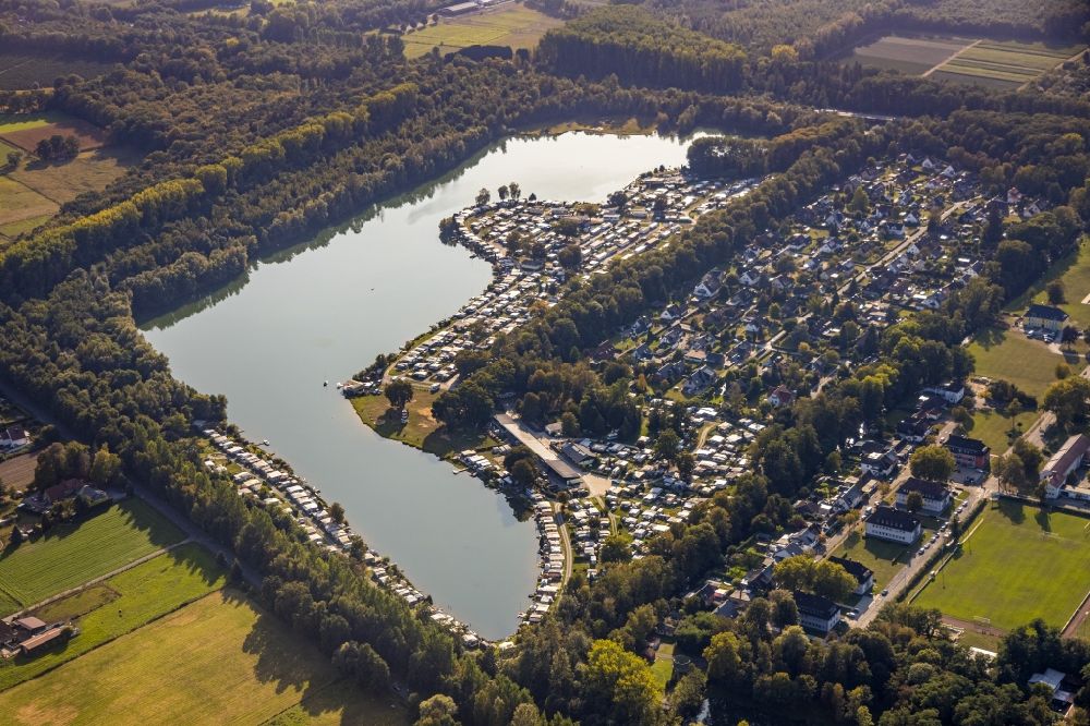 Aerial photograph Lippstadt - Camping with caravans and tents in the district Lipperbruch in Lippstadt in the state North Rhine-Westphalia, Germany