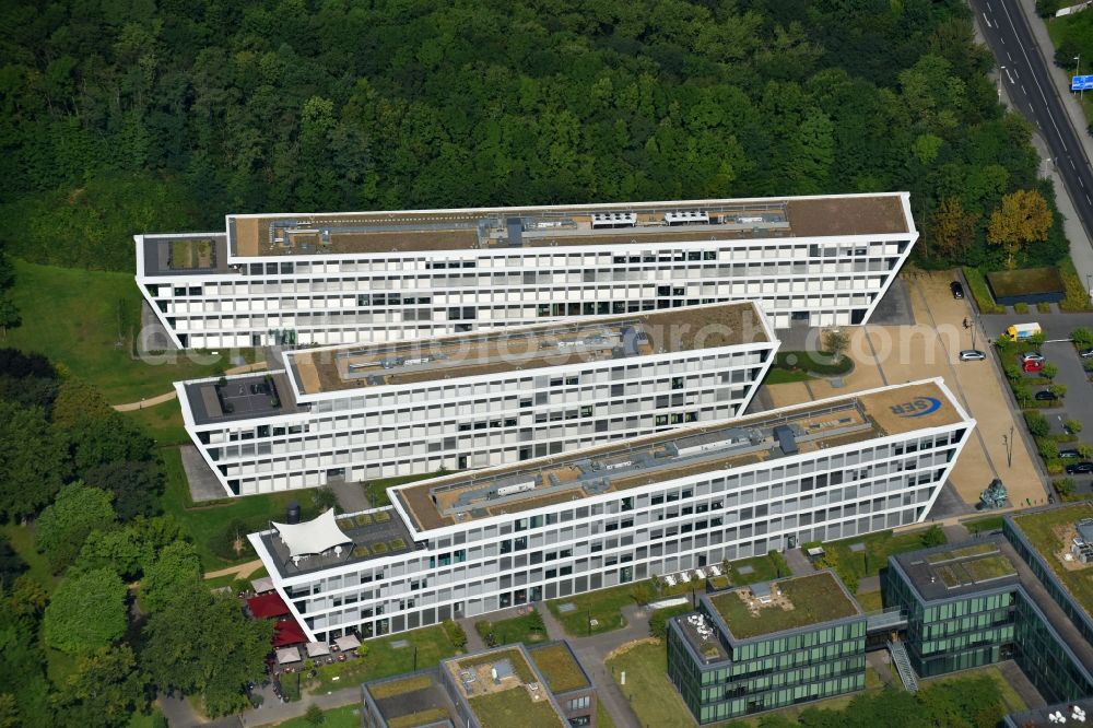 Bonn from the bird's eye view: Campus building of the University of Applied Sciences FOM Hochschule Hochschulzentrum Bonn on Joseph-Schumpeter-Allee in the district Beuel in Bonn in the state North Rhine-Westphalia, Germany