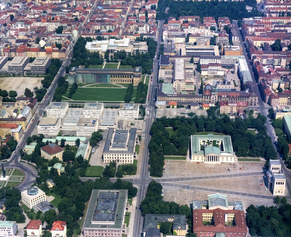 Aerial image München - Campus building of the university Technische Universitaet Muenchen in the district Maxvorstadt in Munich in the state Bavaria, Germany