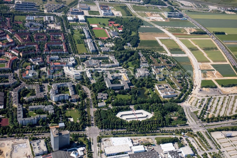 Aerial photograph Augsburg - Campus building of the university on Universitaetsstrasse in the district Universitaetsviertel in Augsburg in the state Bavaria, Germany