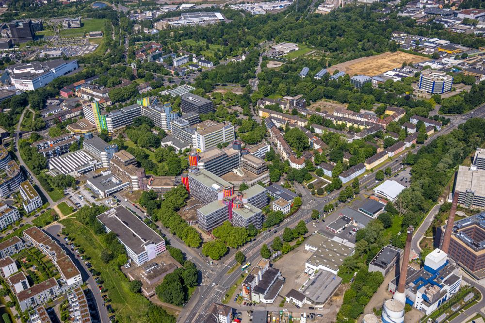 Aerial image Essen - Campus grounds of the University of Duisburg-Essen on Universitaetsstrasse in the district Nordviertel in Essen in the Ruhr area in the state North Rhine-Westphalia - NRW, Germany