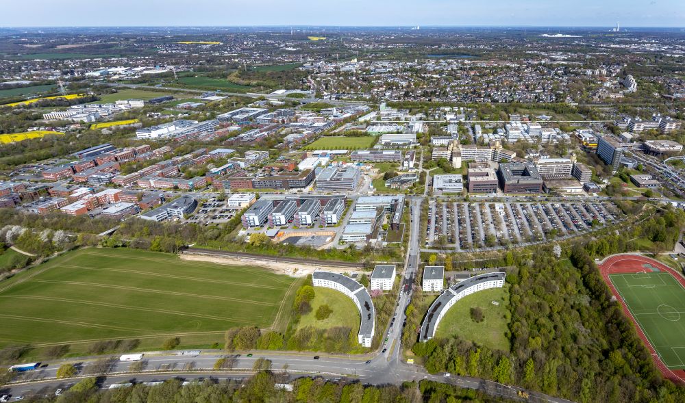 Dortmund from the bird's eye view: Campus grounds of the university Technical University of Dortmund on Otto-Hahn-Strasse in the district of Barop in Dortmund in the state North Rhine-Westphalia, Germany