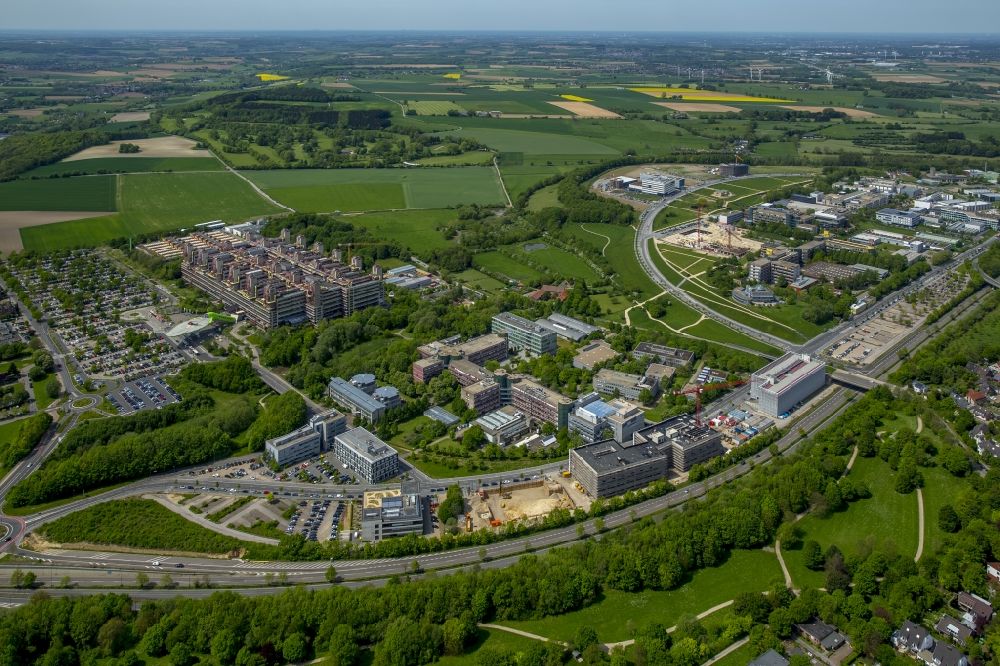 Aachen from the bird's eye view: Campus Melaten Nord of RWTH-University (Rheinisch-Westfaelische Technische Hochschule Aachen) of Aachen in the state of North Rhine-Westphalia. Aachen is a spa town, diocesan town and the western-most major city of Germany. The campus is located in the West of the city and includes new buildings and institutes of Chemistry, Physics and Electronics and is still partly under construction