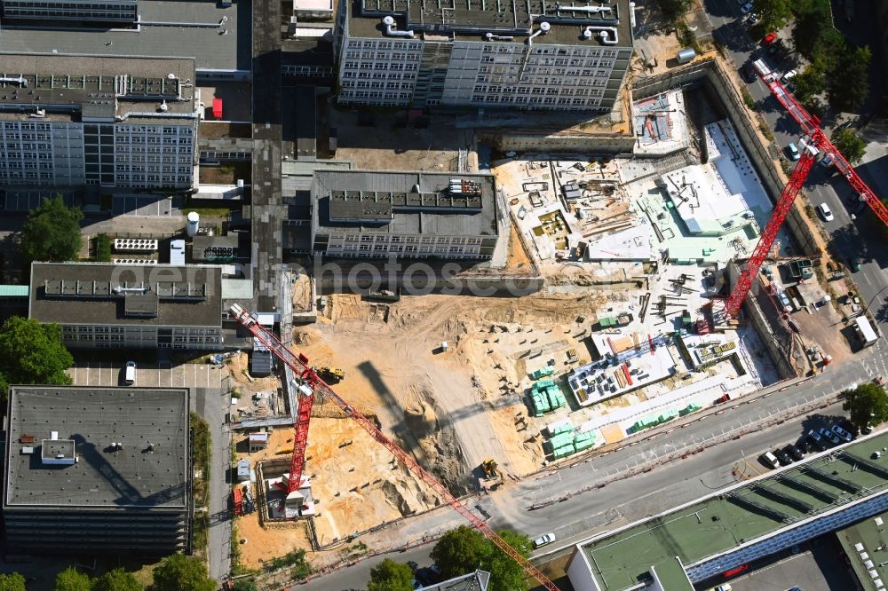 Aerial photograph Hamburg - Campus university area with new construction site MIN-Forum and Informatik-Neubau in the district Rotherbaum in Hamburg, Germany