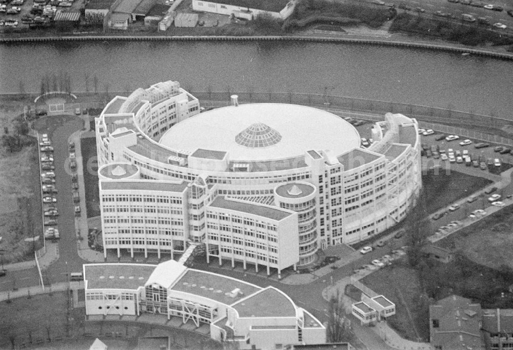 Aerial photograph Berlin - Campus University- area of the produktionstechnische Zentrum of Technischen Universitaet Berlin in the district Charlottenburg in Berlin, Germany
