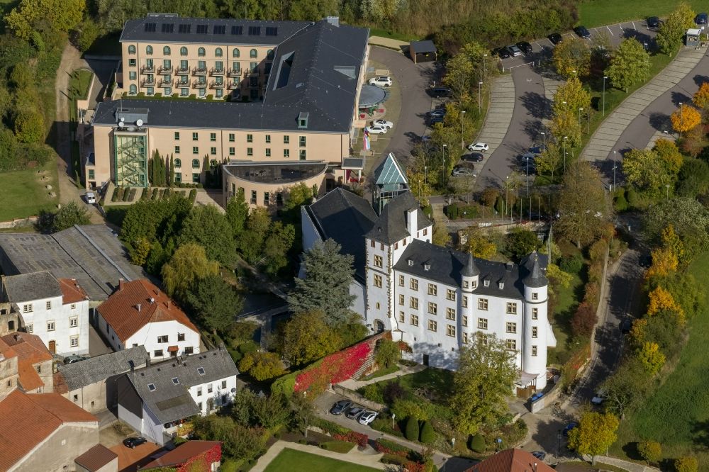 Perl OT Nennig from above - Casino Schloss Berg in Renaissance castle in the Upper Moselle Nennig in Saarland