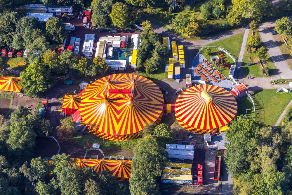 Gelsenkirchen from above - Circus tent domes of the circus Probst in the district Feldmark in Gelsenkirchen at Ruhrgebiet in the state North Rhine-Westphalia, Germany