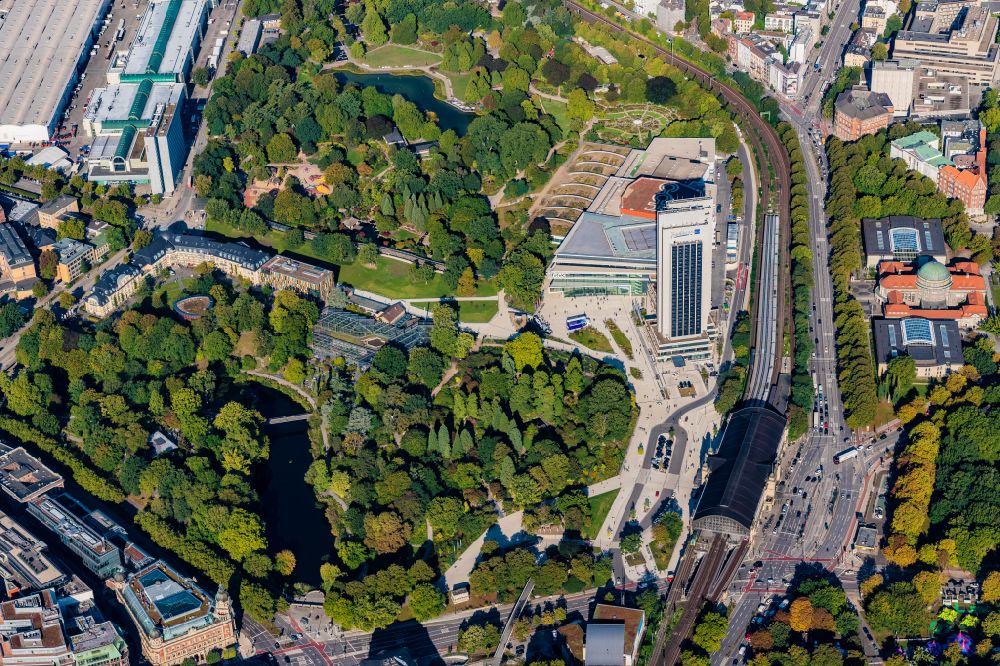 Aerial photograph Hamburg - Congress Center ( CCH ) on High-rise building of the hotel complex Radisson Blu on Marseiller Strasse in Hamburg, Germany