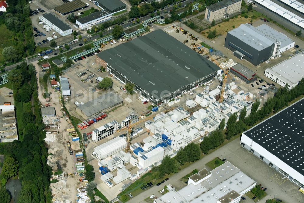 Berlin from the bird's eye view: Container camp surface of the Zeppelin Rental GmbH and Co. KG in the industrial area in the Plauener street in the district of Hohenschoenhausen in Berlin