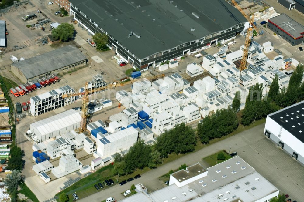Aerial photograph Berlin - Container camp surface of the Zeppelin Rental GmbH and Co. KG in the industrial area in the Plauener street in the district of Hohenschoenhausen in Berlin