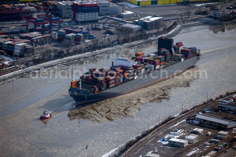 Hamburg from the bird's eye view: Container ship PARIS EXPRESS in the port in the district Steinwerder in Hamburg, Germany