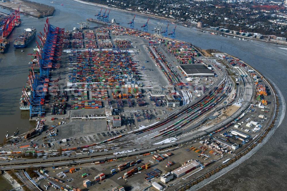 Hamburg from the bird's eye view: Container Terminal in the port of the international port Hamburg overlooking the inner city in Hamburg, Germany