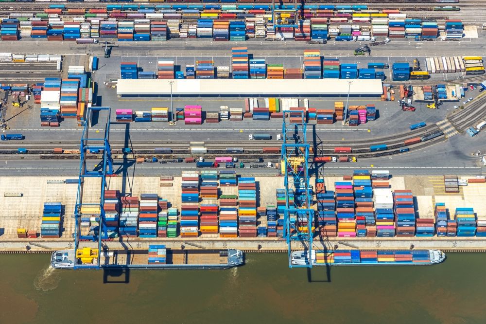 Duisburg from the bird's eye view: Container Terminal in the port of the inland port of DIT Duisburg Intermodal Terminal GmbH on Gaterweg in Duisburg in the state North Rhine-Westphalia