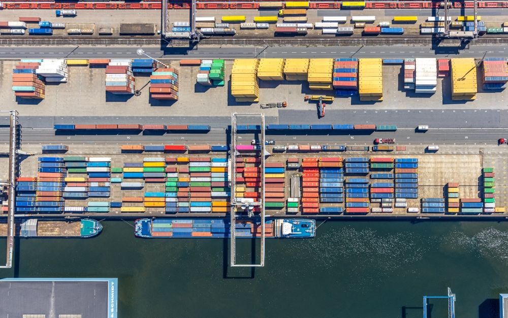 Aerial photograph Duisburg - Container Terminal in the port of the inland port DUSS-TERMINAL in the district Homberg-Ruhrort-Baerl in Duisburg in the state North Rhine-Westphalia, Germany