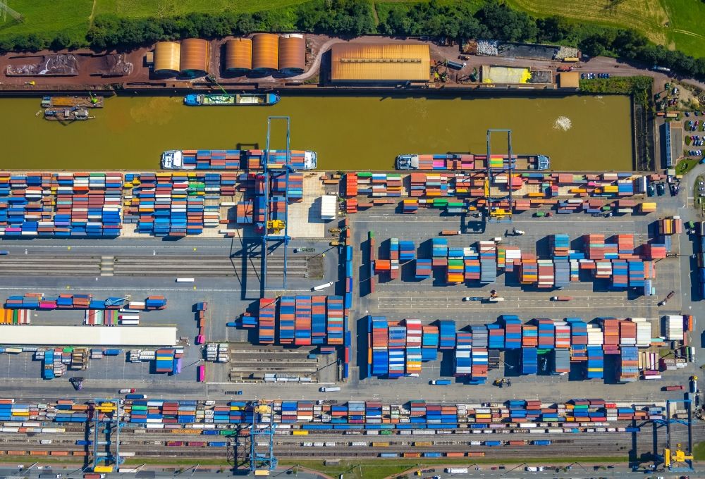Duisburg from above - Container Terminal in the port of the inland port of DIT Duisburg Intermodal Terminal GmbH on Gaterweg in Duisburg at Ruhrgebiet in the state North Rhine-Westphalia