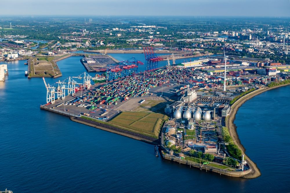 Hamburg from above - Container Terminal Tollerort in the port of the international port in district Steinwerder in Hamburg with sewage works Koehlbrandhoeft