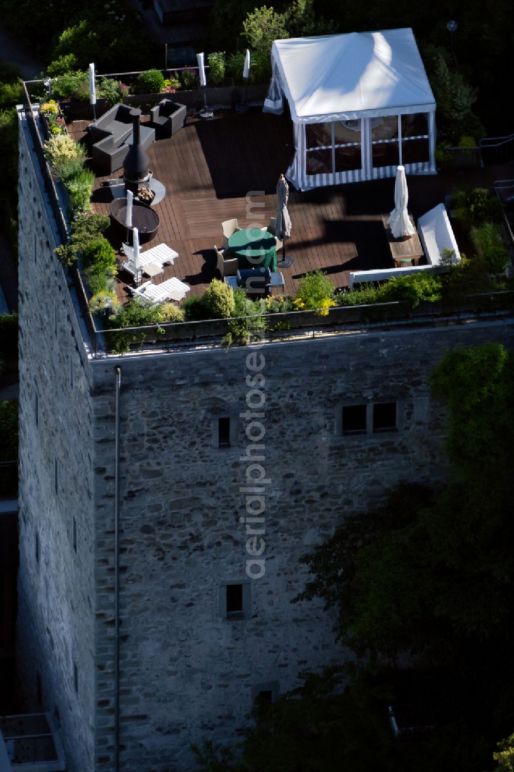 Insel Mainau from the bird's eye view: Roof garden on the stone tower on the island of Mainau on Lake Constance in the state Baden-Wuerttemberg, Germany