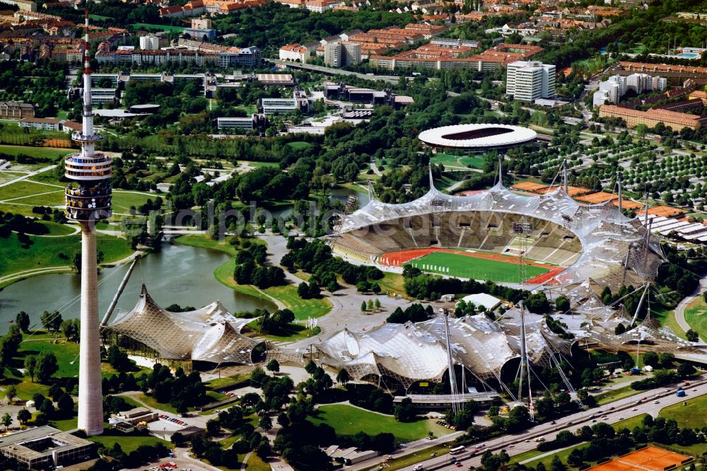 Aerial photograph München - Sports facility grounds of the Olypmic stadium in Munich in the state Bavaria, Germany