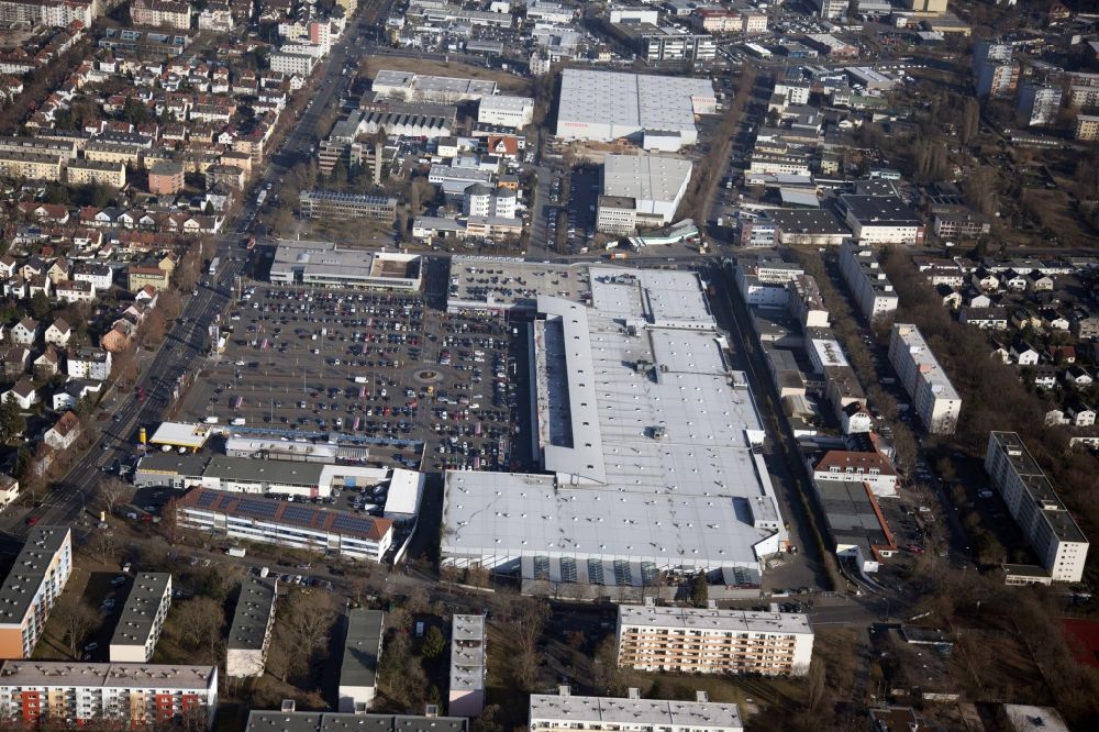 Aerial photograph Offenbach am Main - The ring center in Offenbach am Main in Hesse, a shopping center with specialist stores, restaurants and department stores