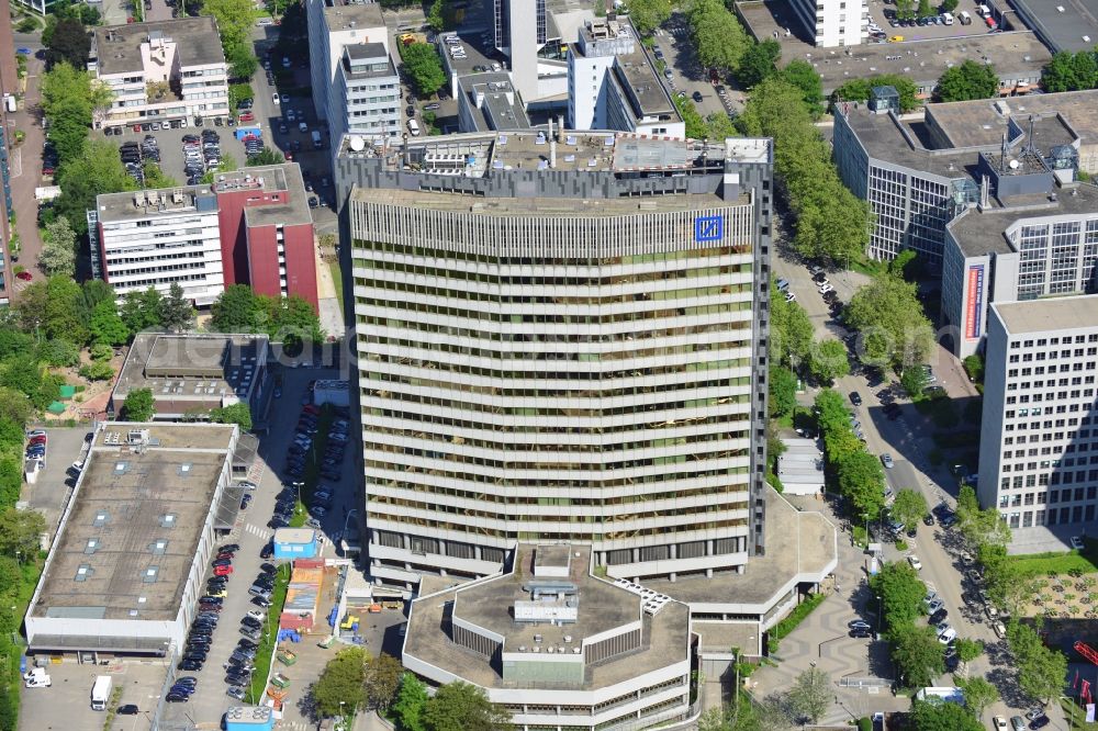 Aerial image Eschborn - View at the Technical Centre of Deutsche bank with the lounge in commercial area Süd in Eschborn