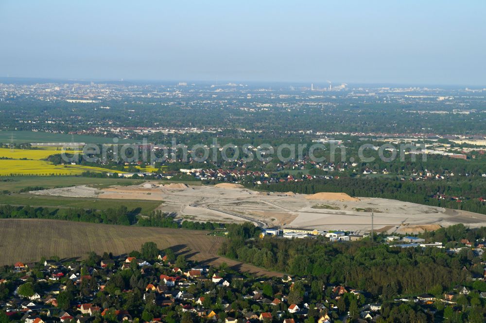 Schwanebeck from the bird's eye view: View of the dump Schwanebeck in Panketal in the state Brandenburg