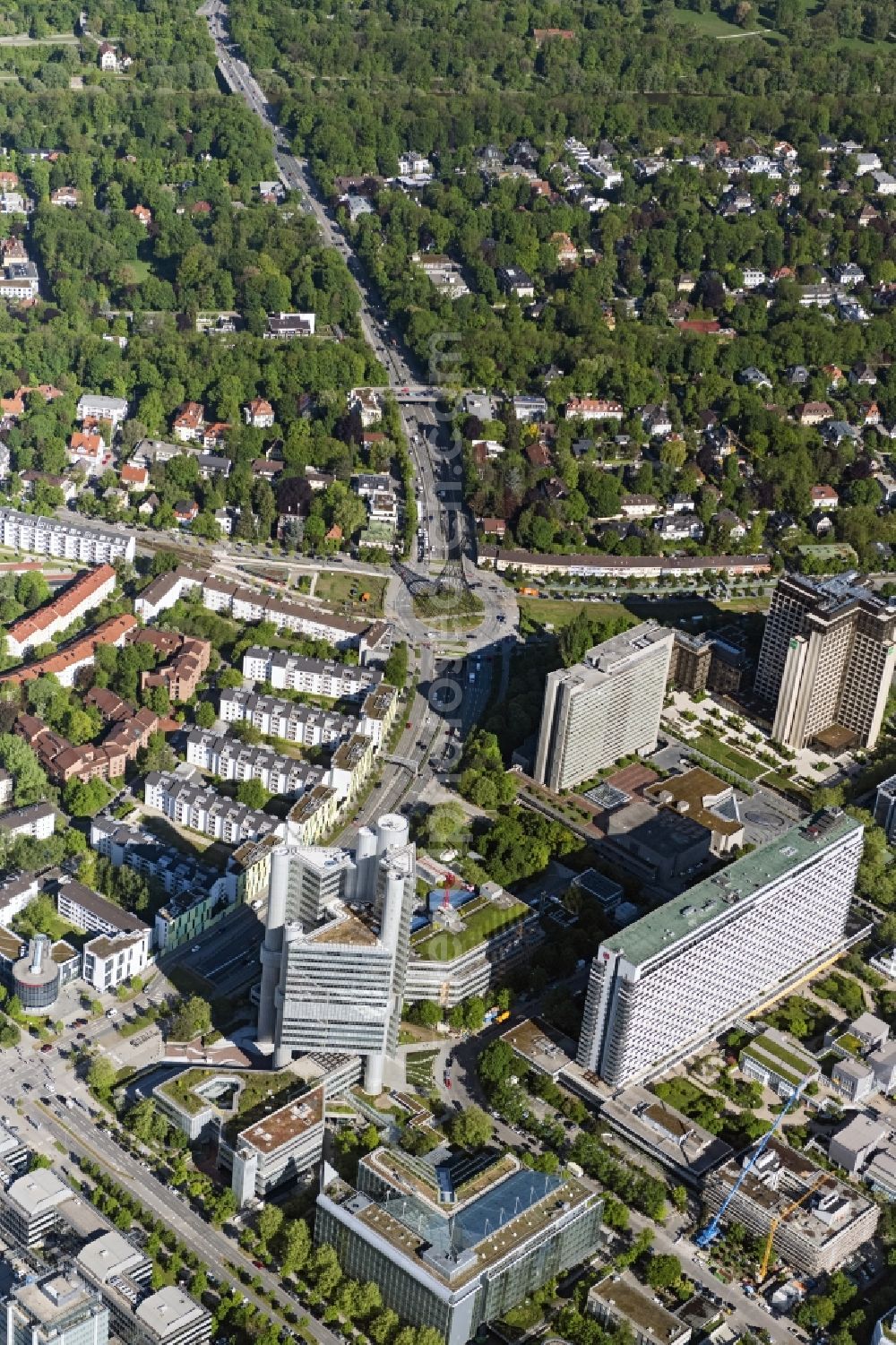 München from the bird's eye view: Tower of HVB - UniCredit Bank and the Sheraton Munich Arabellapark Hotel in Bogenhausen district of Munich in Bavaria
