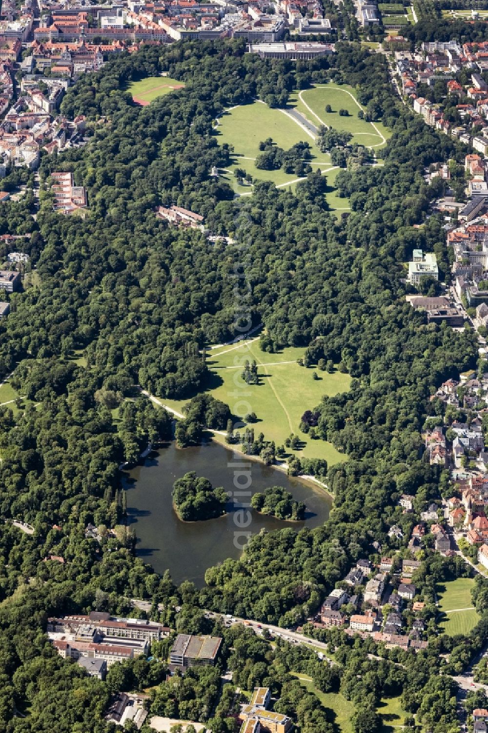 München from the bird's eye view: The leisure area Englischer Garten (English Garden) in Munich in the state of Bavaria. The popular greens and open spaces of the park are mainly used in summer and are administrated by the Bavarian Administration of castles, gardens and lakes. The English Garden is on of the largest inner city parks in the world