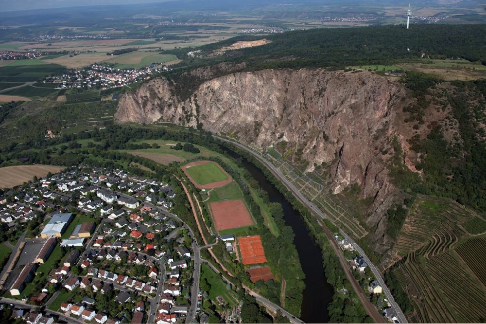 Aerial photograph Der Rotenfels bei Bad Münster a - The Rotenfels rock near Bad Münster am Stein-Ebernburg in the state of Rheineland-Palatinate