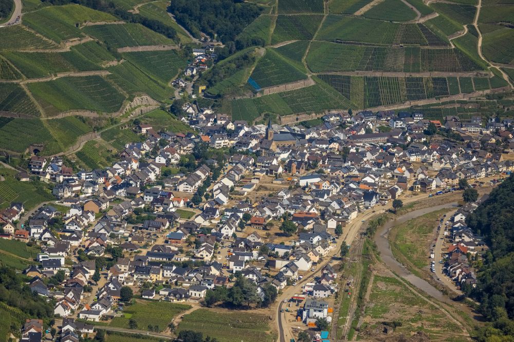 Aerial image Dernau - Dernau after the flood disaster in the Ahr valley this year in the state Rhineland-Palatinate, Germany