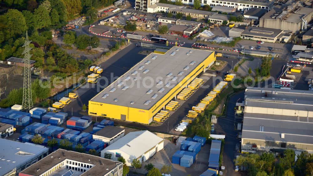Bonn from the bird's eye view: Deutsche Post Bonn branch, DHL delivery base in the state North Rhine-Westphalia, Germany