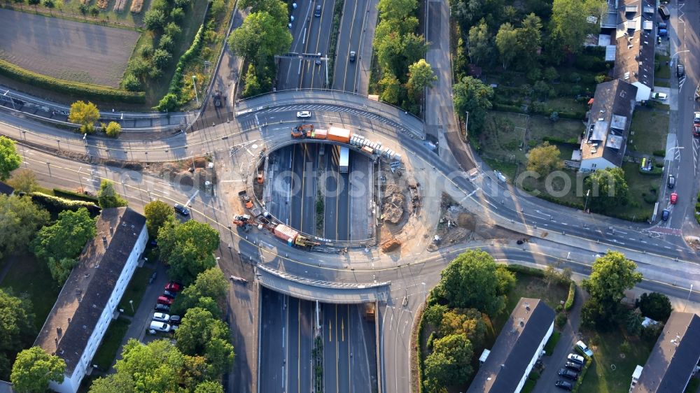 Aerial image Bonn - The Junction Junction connects the A 565 with the B 56 in Bonn in the state of North Rhine-Westphalia, Germany. Colloquially, it is the Endenicher Ei